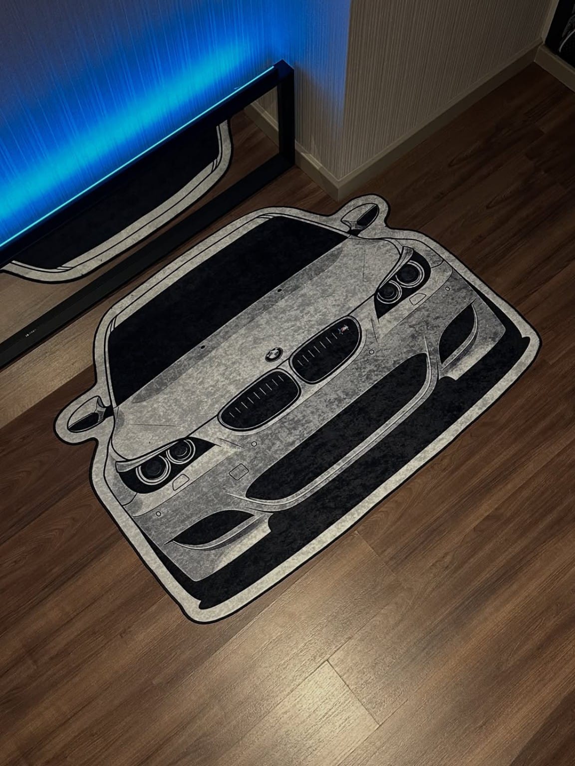 🚘🔥  BMW M5 سجادة