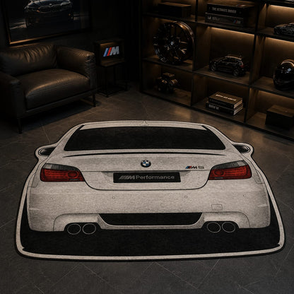 🚘🔥  BMW M5 سجادة